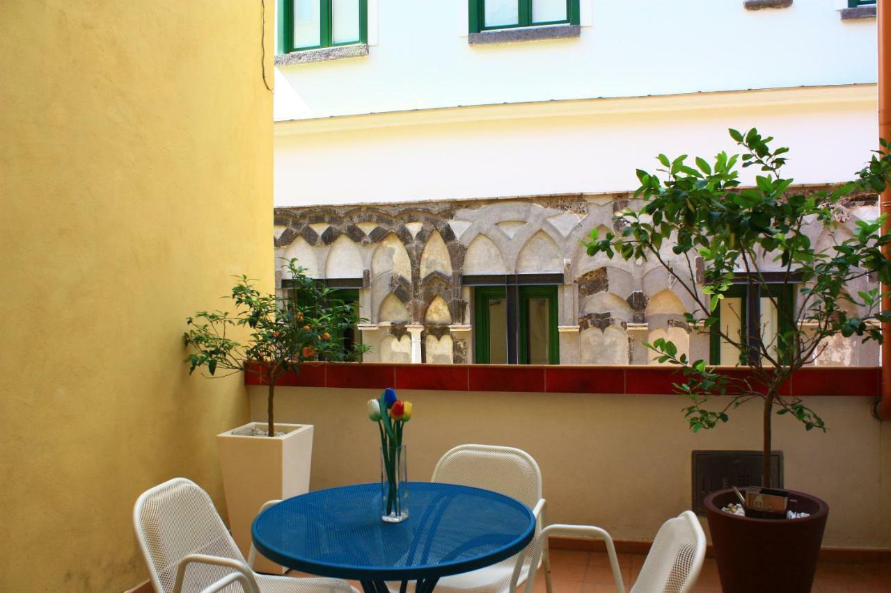 Haripergo Apartments A Bridge For Amalfi Coast Salerno Dış mekan fotoğraf